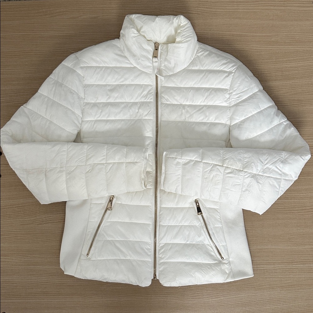 Red Dress Boutique White Cabin Cozy Padded Jacket Small